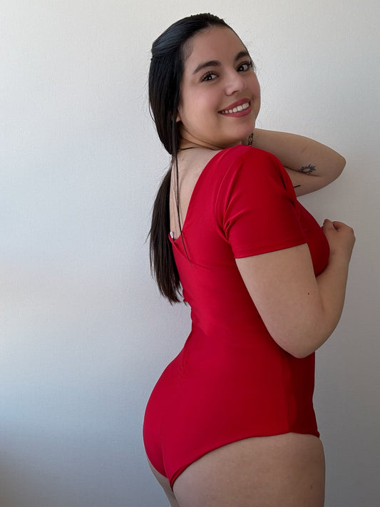 Enterito básico con mangas moldeador  powernet colección CUERPAWER