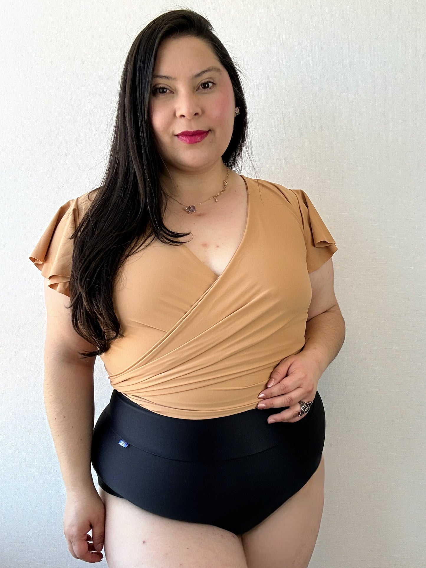 Top Cleopatra L/XL con mangas selecciona color