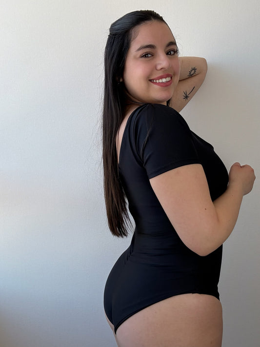 Traje de baño básico con mangas moldeador powernet colección CUERPAWER L/XL
