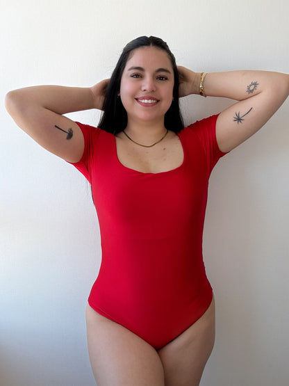 Enterito básico con mangas moldeador  powernet colección CUERPAWER