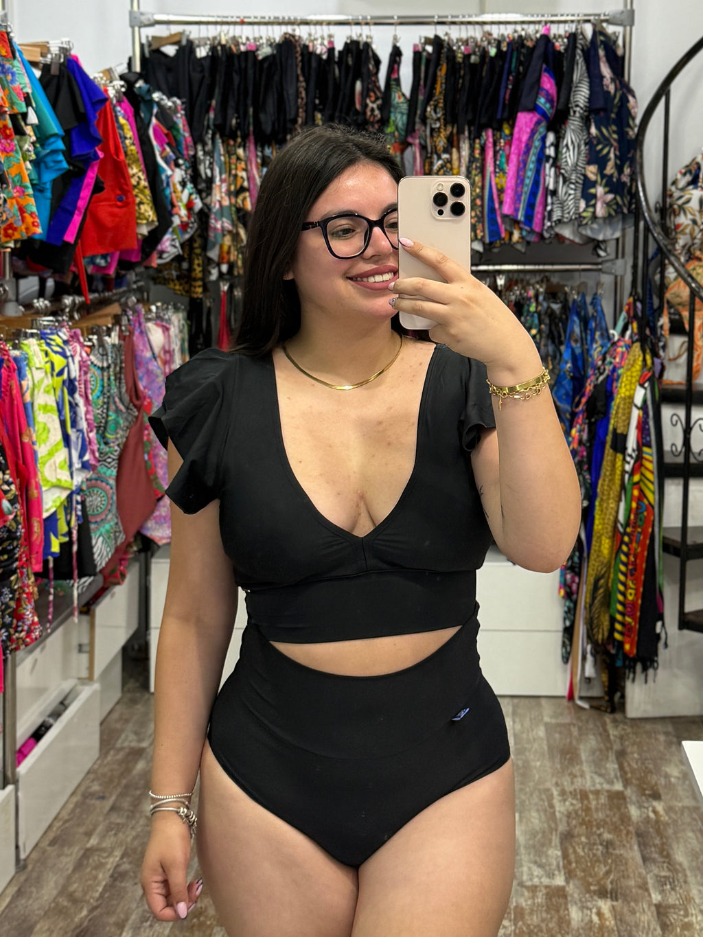 Top Saturno premium selecciona tu talla y color preferido