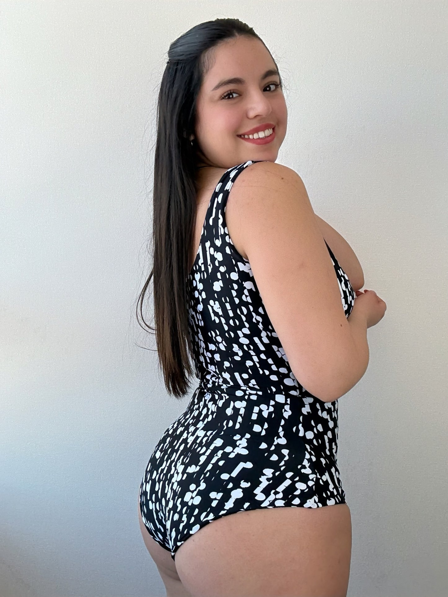 Enterito V moldeador powernet colección CUERPAWER