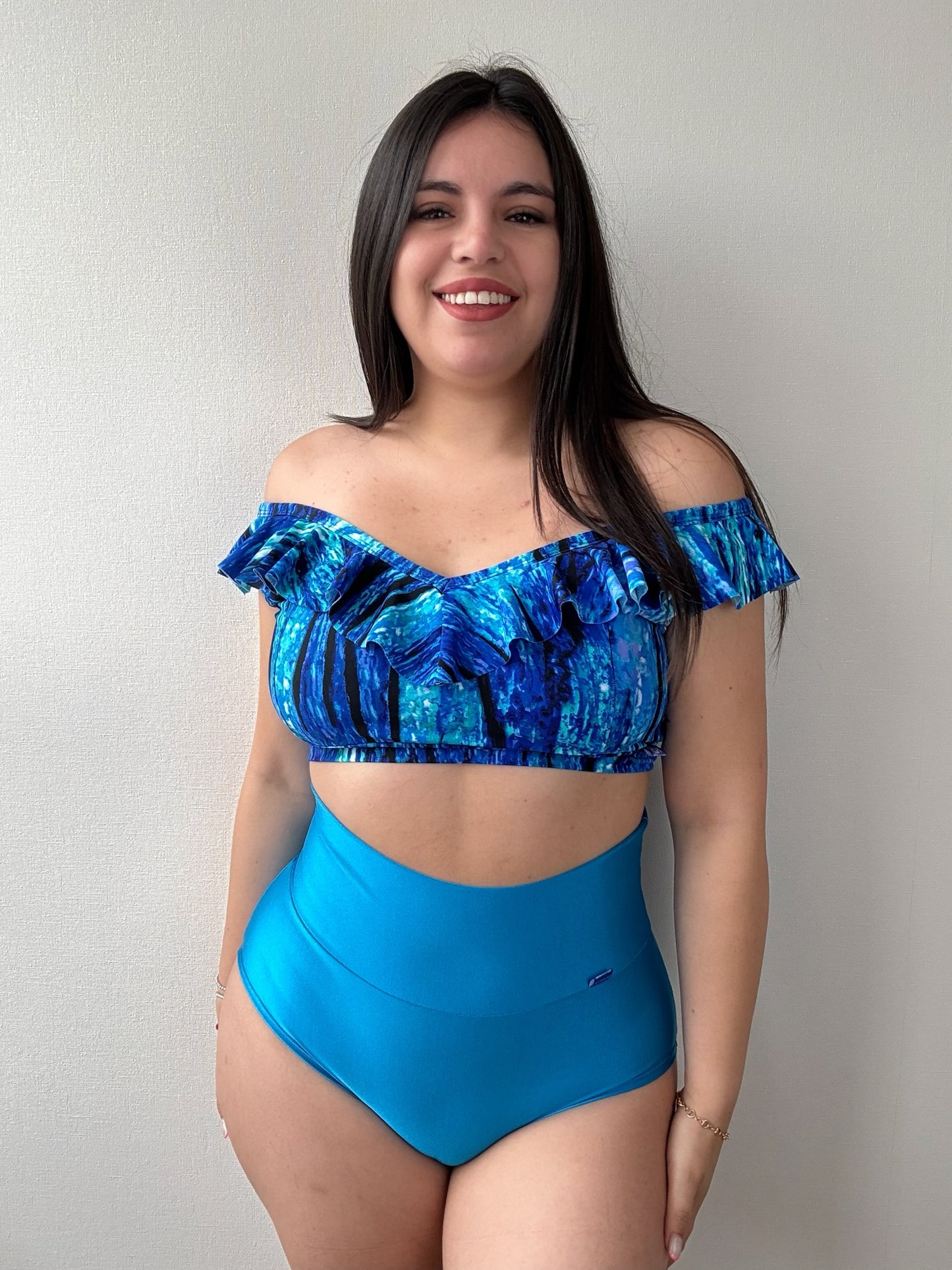 Top Isis corto s/m selecciona color
