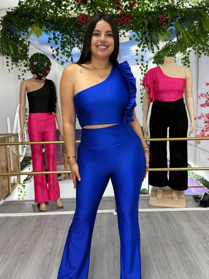 Top CLAUDIA