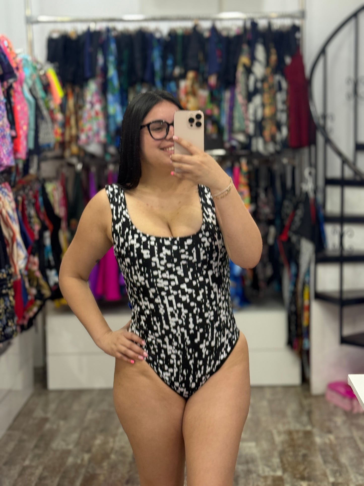 Enterito básico moldeador powernet colección CUERPAWER